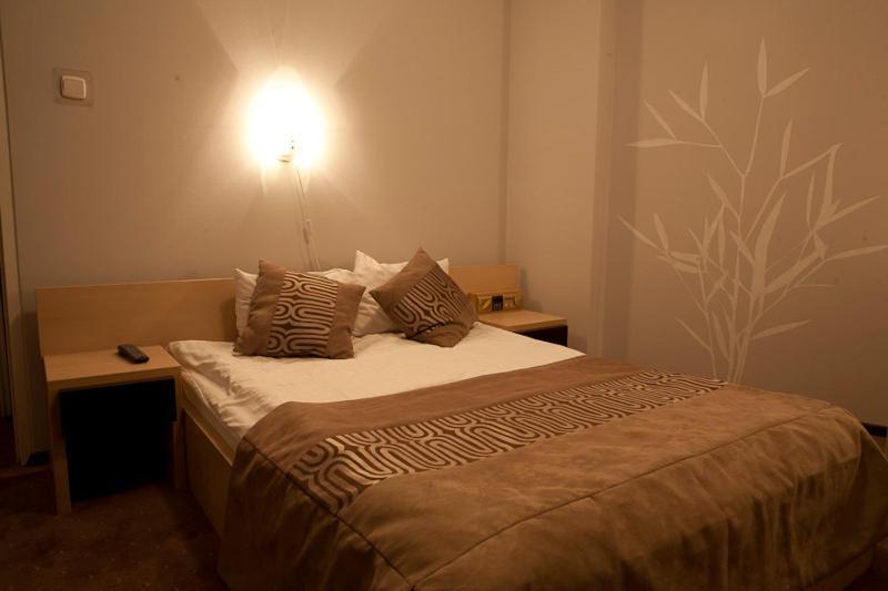 Hotel Dodo Biłgoraj Dış mekan fotoğraf